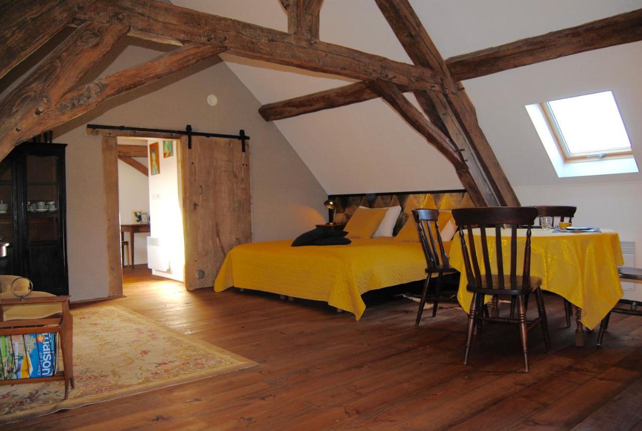 Bed and Breakfast Domaine Les Grands Pérons à Hérisson Extérieur photo
