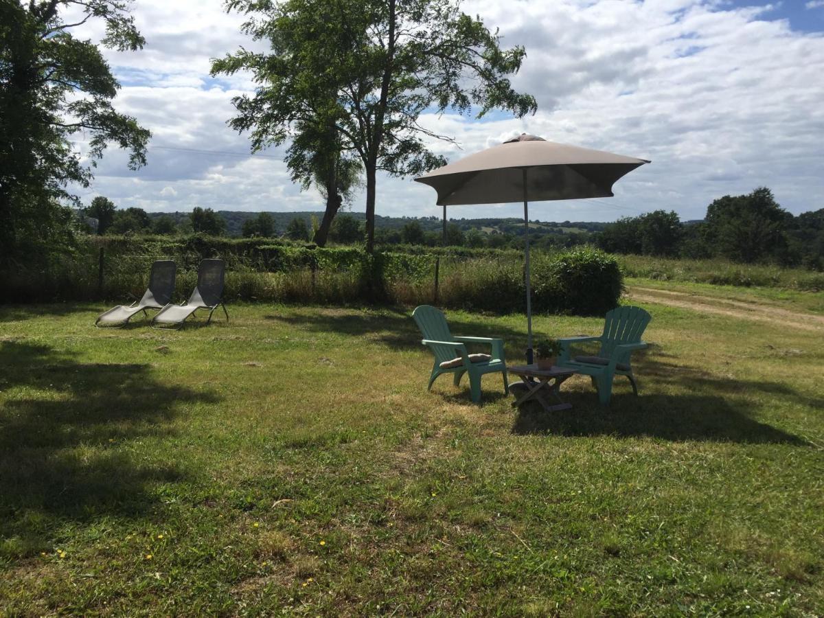 Bed and Breakfast Domaine Les Grands Pérons à Hérisson Extérieur photo